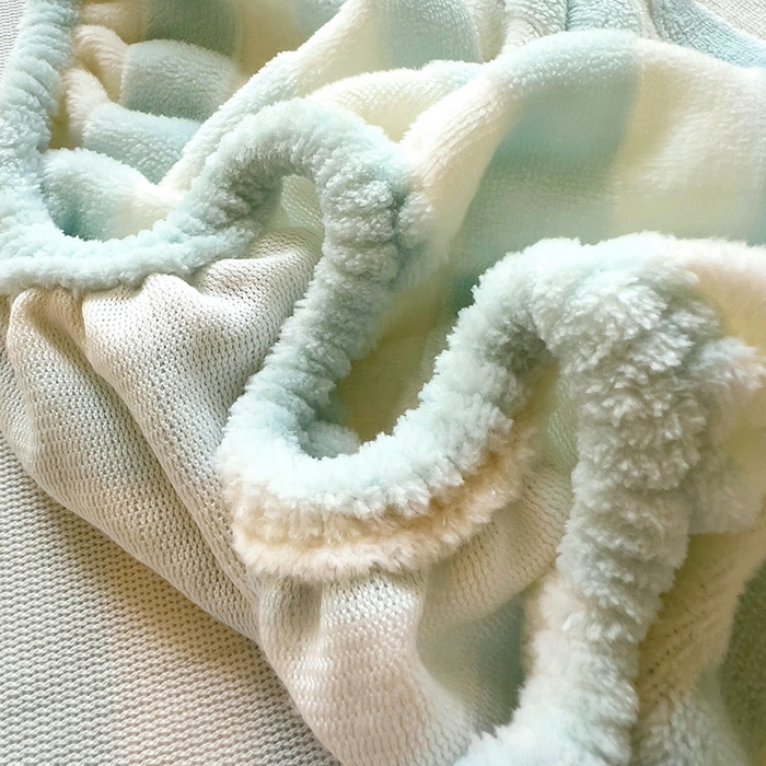 91家纺网 家纺一手货源 找家纺 小叮当家纺仓储工厂店 买家秀 爆款花型2025新款小清新绣花牛奶绒经典条纹系列单品床单床笠床单床笠单件 床笠-蓝条小猫