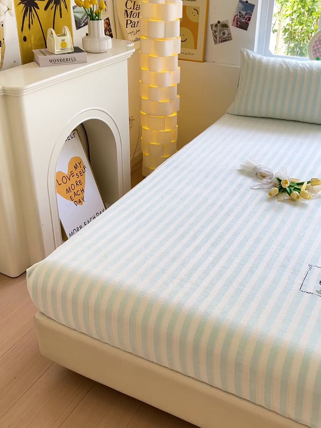 91家纺网 家纺一手货源 找家纺 小叮当家纺仓储工厂店 买家秀 爆款花型2025新款小清新绣花牛奶绒经典条纹系列单品床单床笠床单床笠单件 床笠-蓝条小猫