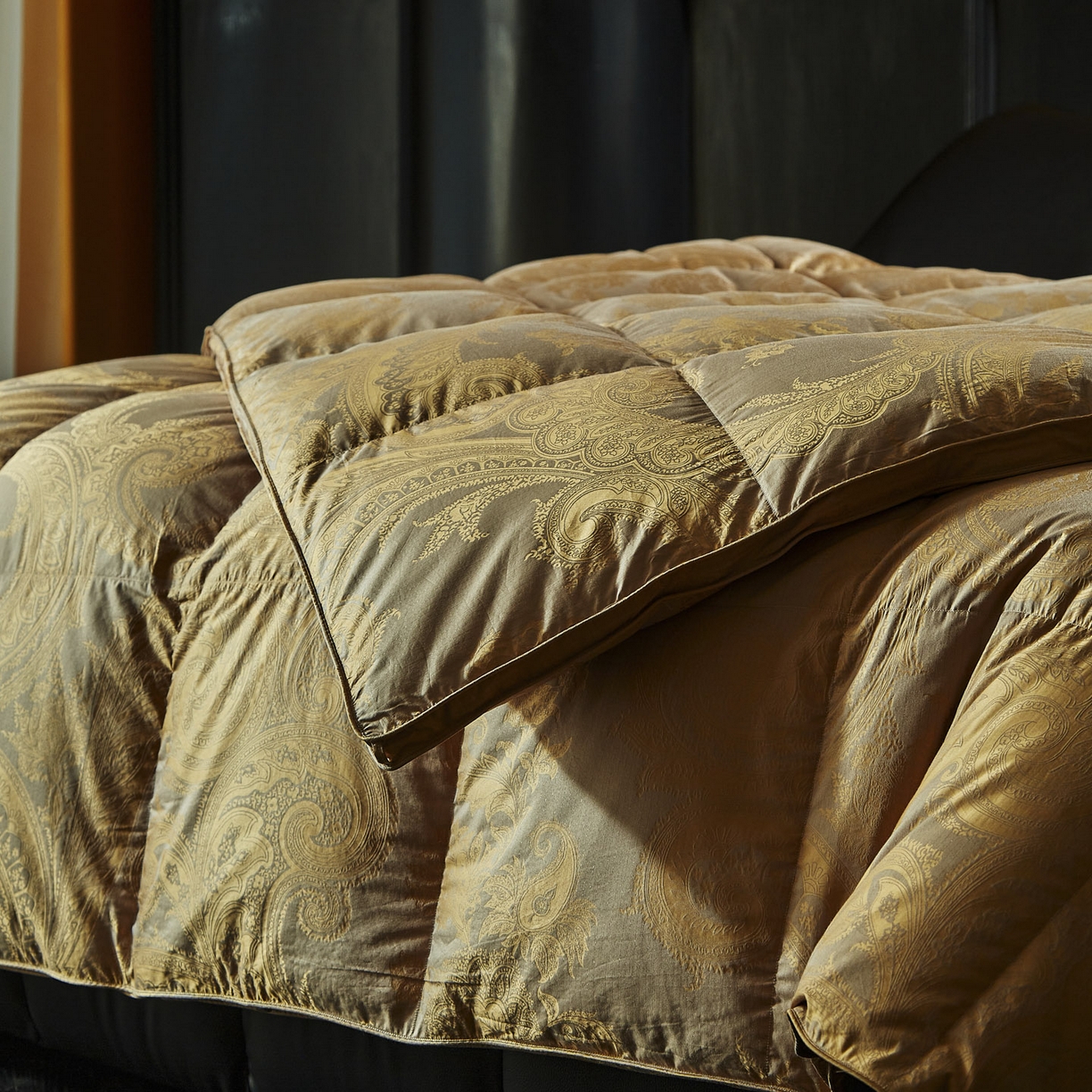 91家纺网 家纺一手货源 找家纺 （总）暖羽屋羽绒馆 2025新款弗莱尔金 鹅绒丝被芯 羽毛被子 羽绒被子白鹅绒毛冬被 双人春秋被被子被芯