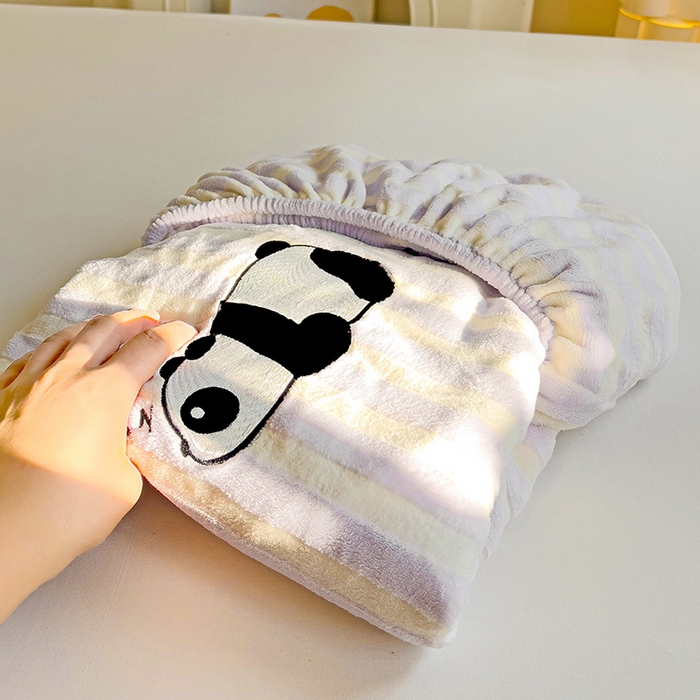 91家纺网 家纺一手货源 找家纺 小叮当家纺仓储工厂店 买家秀 爆款花型2025新款小清新绣花牛奶绒经典条纹系列单品床单床笠床单床笠单件 床笠-紫条熊猫