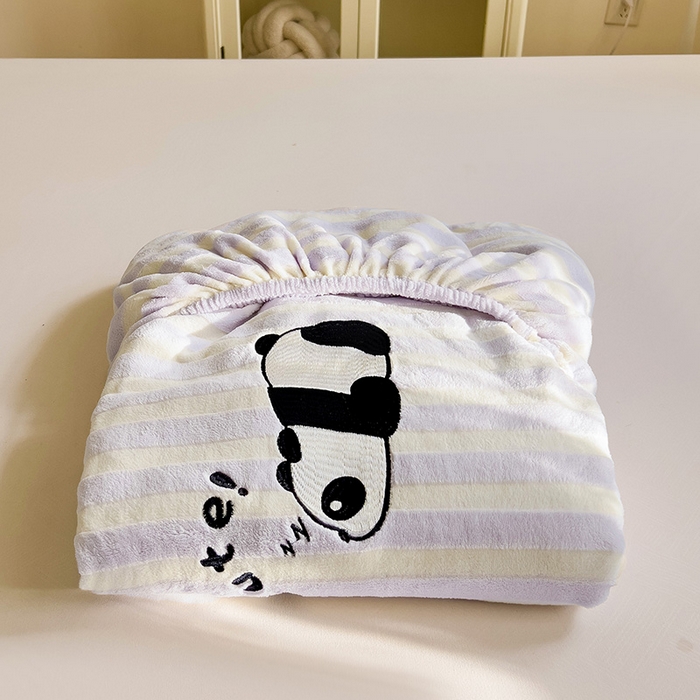 91家纺网 家纺一手货源 找家纺 小叮当家纺仓储工厂店 买家秀 爆款花型2025新款小清新绣花牛奶绒经典条纹系列单品床单床笠床单床笠单件 床笠-紫条熊猫