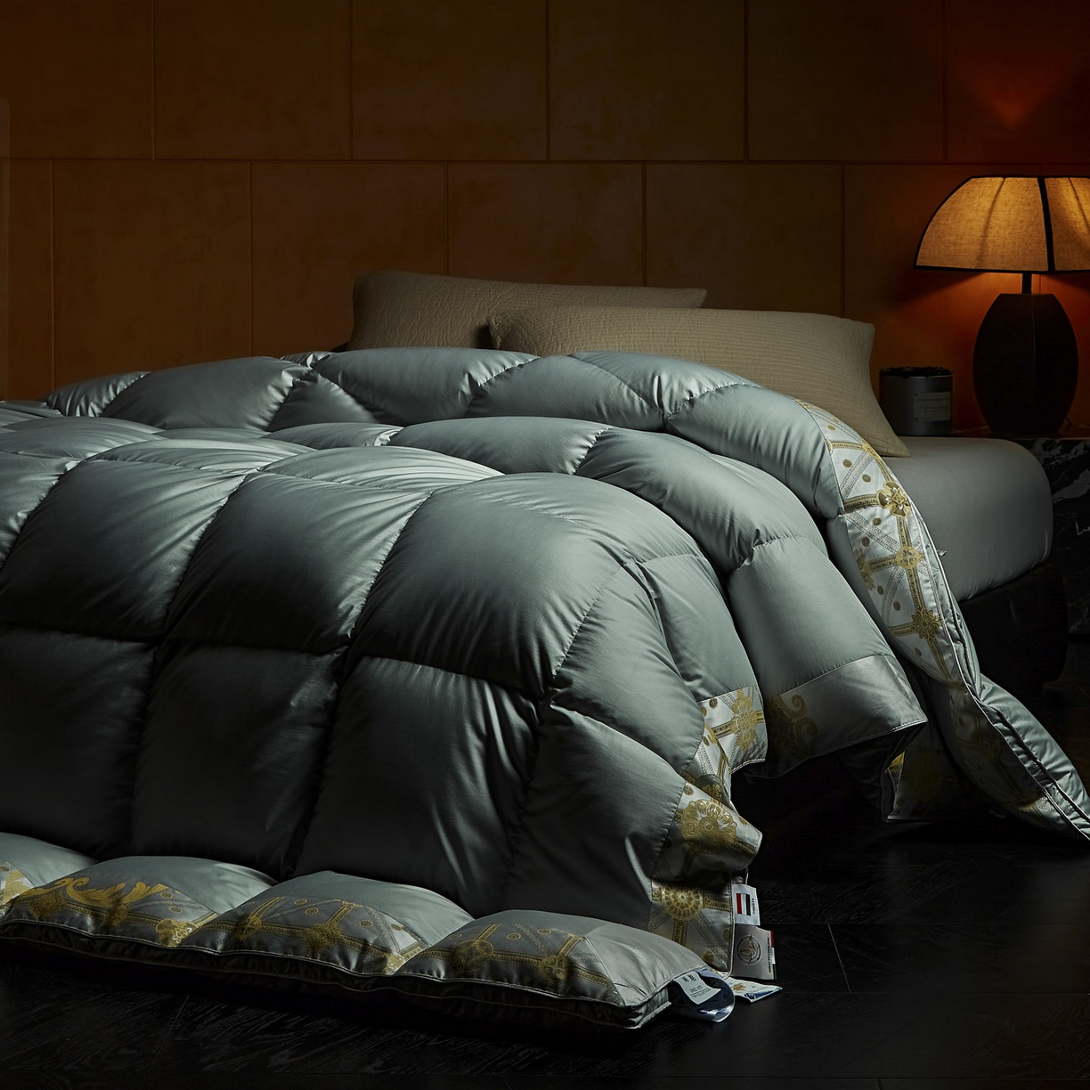 91家纺网 家纺一手货源 找家纺 暖羽屋羽绒馆 2025新款莱赛尔 95白鸭绒被芯 鸭绒被子 婚庆双人被 绣花羽绒被 冬被被子被芯 罗玛 蓝