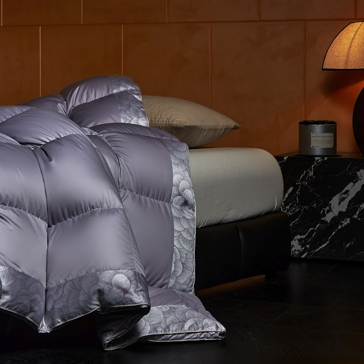 91家纺网 家纺一手货源 找家纺 暖羽屋羽绒馆 2025新款莱赛尔 95白鸭绒被芯 鸭绒被子 婚庆双人被 绣花羽绒被 冬被被子被芯 罗玛 紫