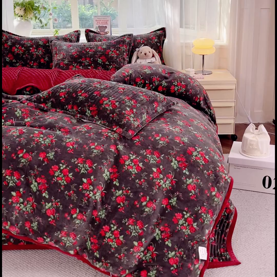 91家纺网 家纺一手货源 找家纺 （总）尚美 2025新款豆豆绒高克重床盖被套四件套