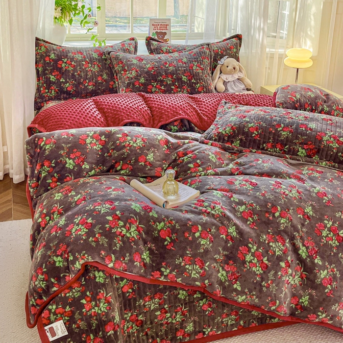 91家纺网 家纺一手货源 找家纺 尚美 2025新款豆豆绒高克重床盖被套四件套 小美好