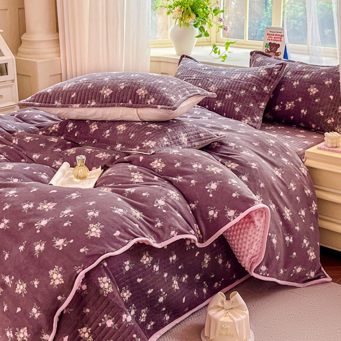 91家纺网 家纺一手货源 找家纺 尚美 2025新款豆豆绒高克重床盖被套四件套 花蕾