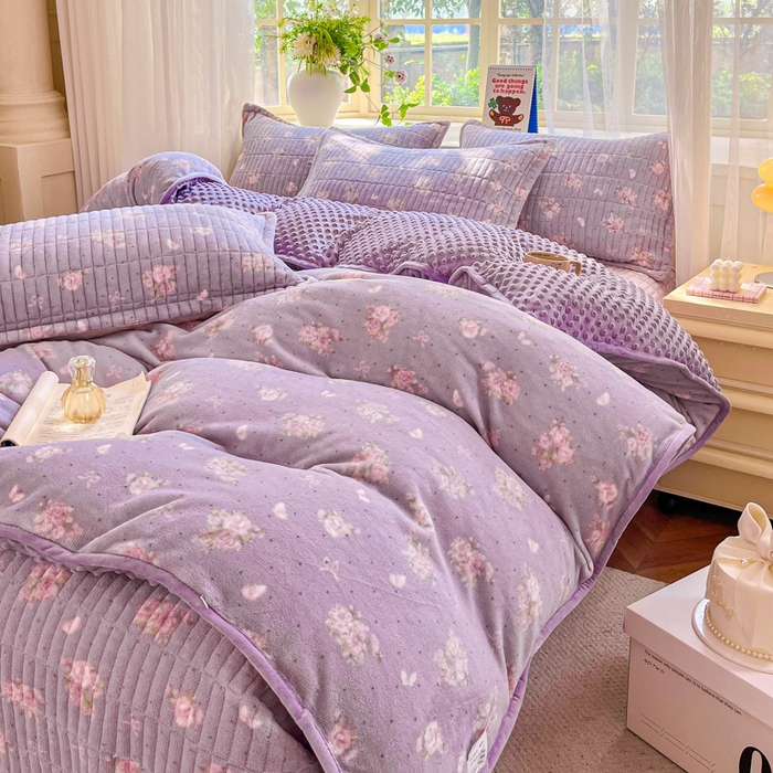 91家纺网 家纺一手货源 找家纺 尚美 2025新款豆豆绒高克重床盖被套四件套 花梦