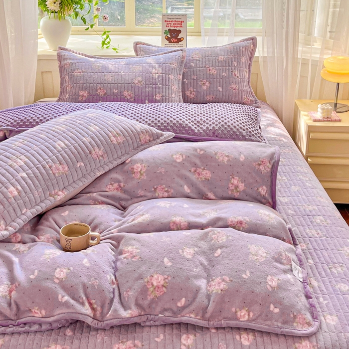 91家纺网 家纺一手货源 找家纺 尚美 2025新款豆豆绒高克重床盖被套四件套 花梦