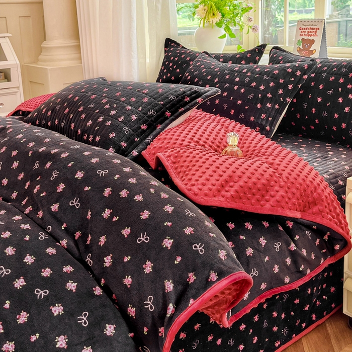 91家纺网 家纺一手货源 找家纺 尚美 2025新款豆豆绒高克重床盖被套四件套 花田