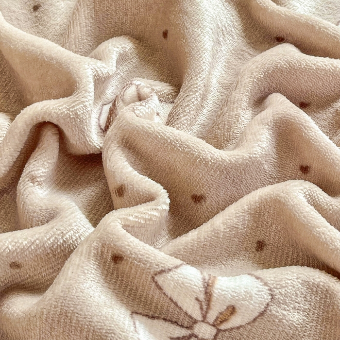 91家纺网 家纺一手货源 找家纺 尚美 2025新款豆豆绒高克重床盖被套四件套 咖色蝴蝶结