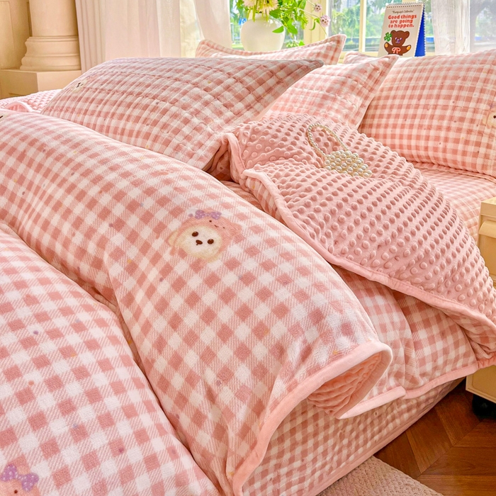 91家纺网 家纺一手货源 找家纺 尚美 2025新款豆豆绒高克重床盖被套四件套 可爱狗