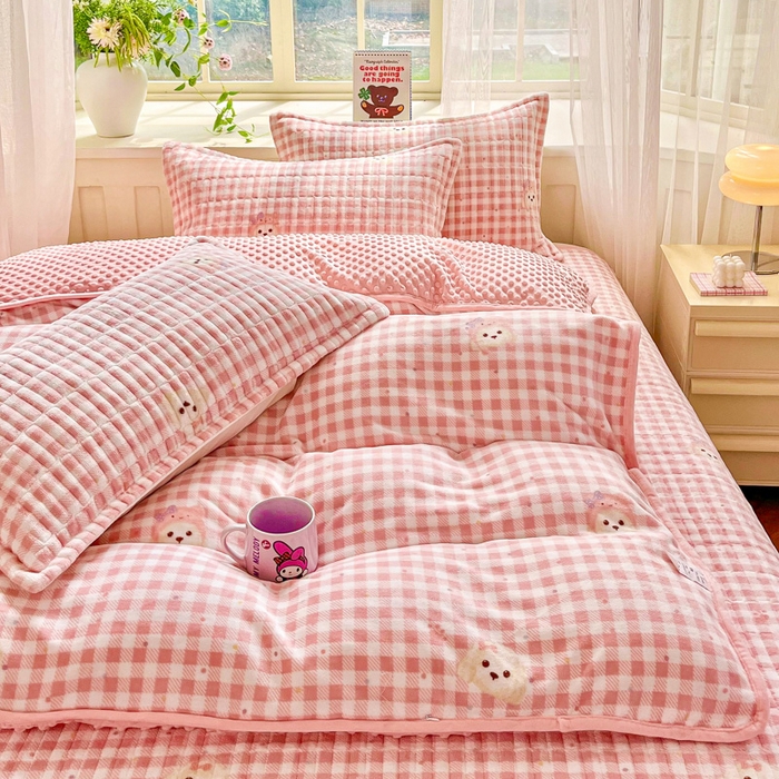 91家纺网 家纺一手货源 找家纺 尚美 2025新款豆豆绒高克重床盖被套四件套 可爱狗