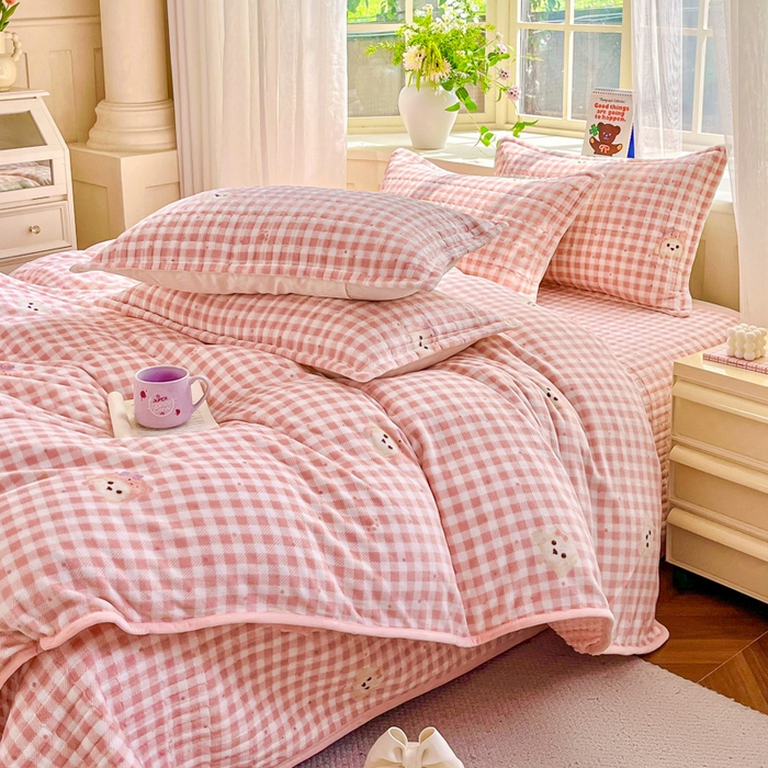 91家纺网 家纺一手货源 找家纺 尚美 2025新款豆豆绒高克重床盖被套四件套 可爱狗