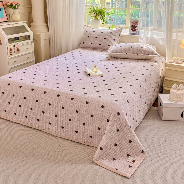91家纺网 家纺一手货源 找家纺 尚美 2025新款豆豆绒高克重床盖被套四件套 可爱心