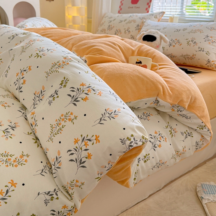 91家纺网 家纺一手货源 找家纺 （总）捌月 2025新款棉加绒A版13372全棉B版高克重牛奶绒四件套直播新品