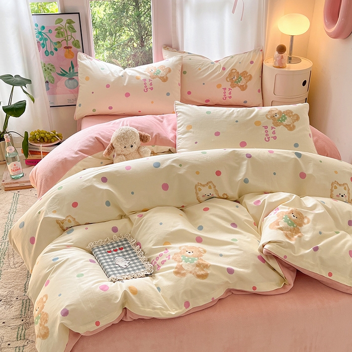 91家纺网 家纺一手货源 找家纺 瑞莱 2025新款秋冬网红款棉加绒四件套 波点小狗