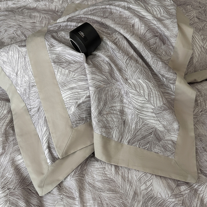 91家纺网 家纺一手货源 找家纺 乐蔻家纺 2025新款全棉拼边陶瓷生态磨毛四件套 倾语 灰