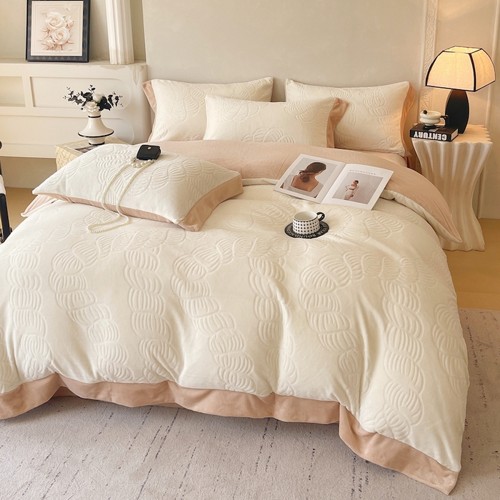 91家纺网 家纺一手货源 找家纺 （总）乐蔻家纺 2025新款欧式烂花牛奶绒四件套-伊索