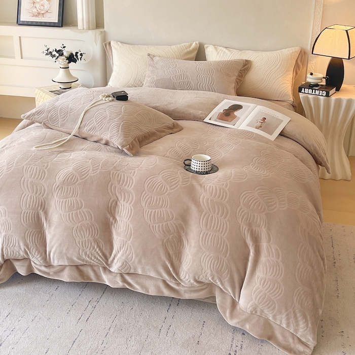 乐蔻家纺 2025新款欧式烂花牛奶绒四件套-伊索 伊索-卡其