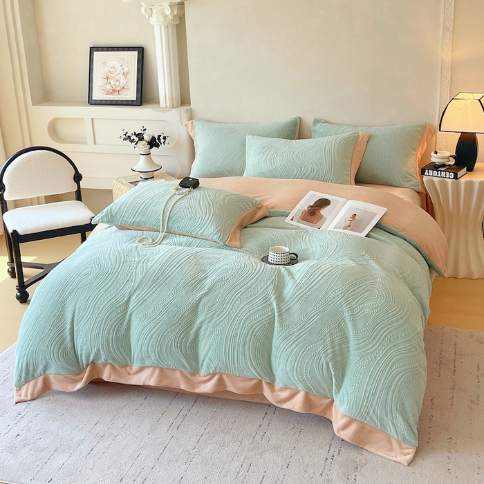 91家纺网 家纺一手货源 找家纺 乐蔻家纺 2025新款欧式烂花牛奶绒四件套-弗洛 弗洛-豆绿