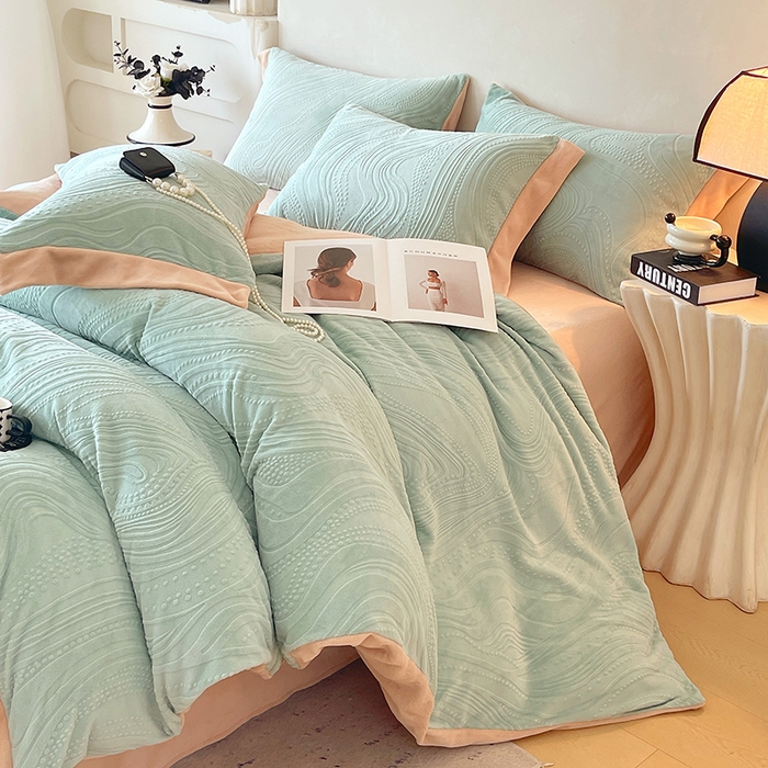 91家纺网 家纺一手货源 找家纺 乐蔻家纺 2025新款欧式烂花牛奶绒四件套-弗洛 弗洛-豆绿