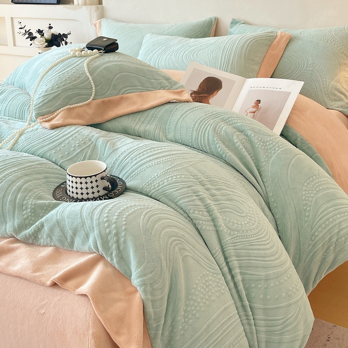 91家纺网 家纺一手货源 找家纺 乐蔻家纺 2025新款欧式烂花牛奶绒四件套-弗洛 弗洛-豆绿