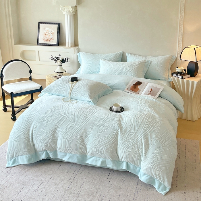 91家纺网 家纺一手货源 找家纺 乐蔻家纺 2025新款欧式烂花牛奶绒四件套-弗洛 弗洛-天青