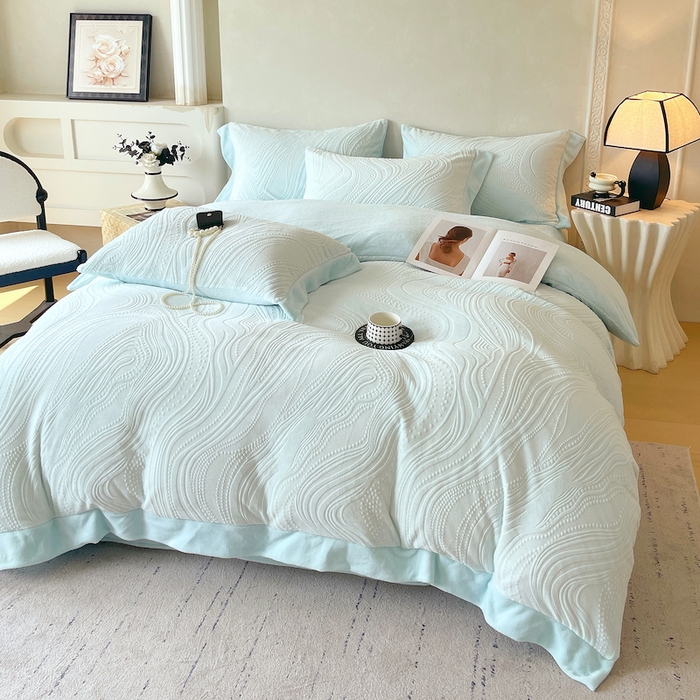 91家纺网 家纺一手货源 找家纺 乐蔻家纺 2025新款欧式烂花牛奶绒四件套-弗洛 弗洛-天青