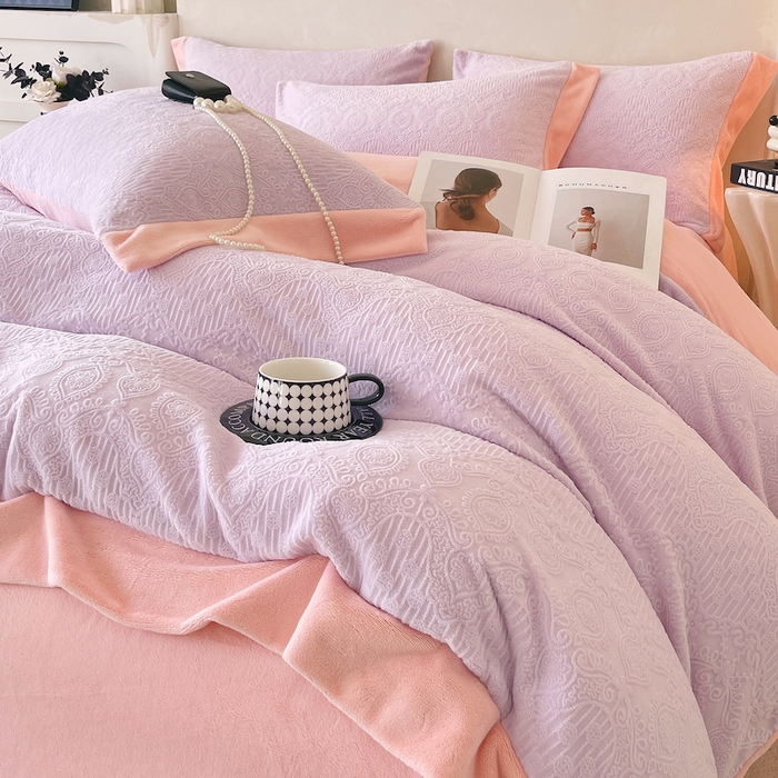 91家纺网 家纺一手货源 找家纺 （总）乐蔻家纺 2025新款欧式烂花牛奶绒四件套-艾拉