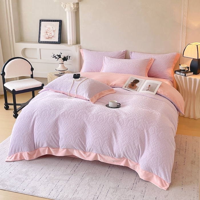 91家纺网 家纺一手货源 找家纺 （总）乐蔻家纺 2025新款欧式烂花牛奶绒四件套-艾拉