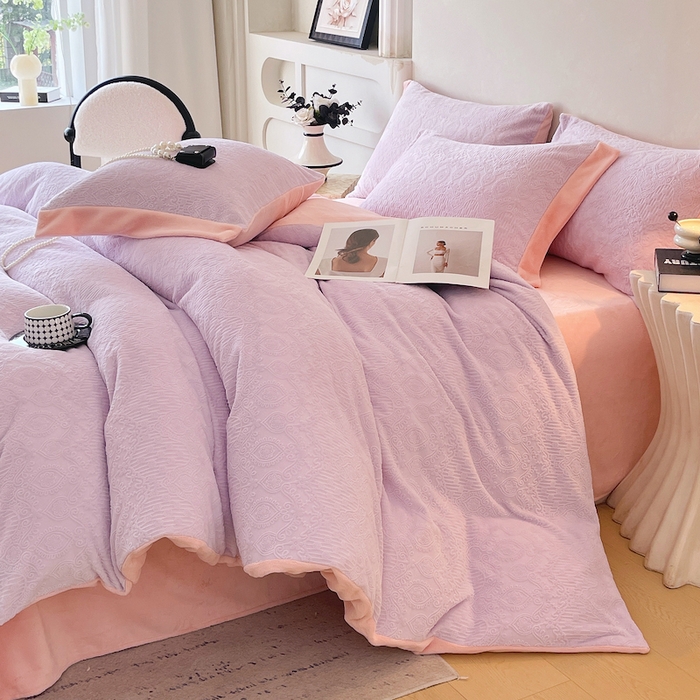 91家纺网 家纺一手货源 找家纺 （总）乐蔻家纺 2025新款欧式烂花牛奶绒四件套-艾拉