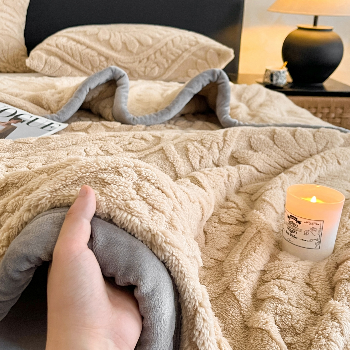 91家纺网 家纺一手货源 找家纺 （总）莱家富 2025新款塔芙绒舒棉绒单层毯-繁花系列（可供跨境外贸抽空压缩爆款首选）