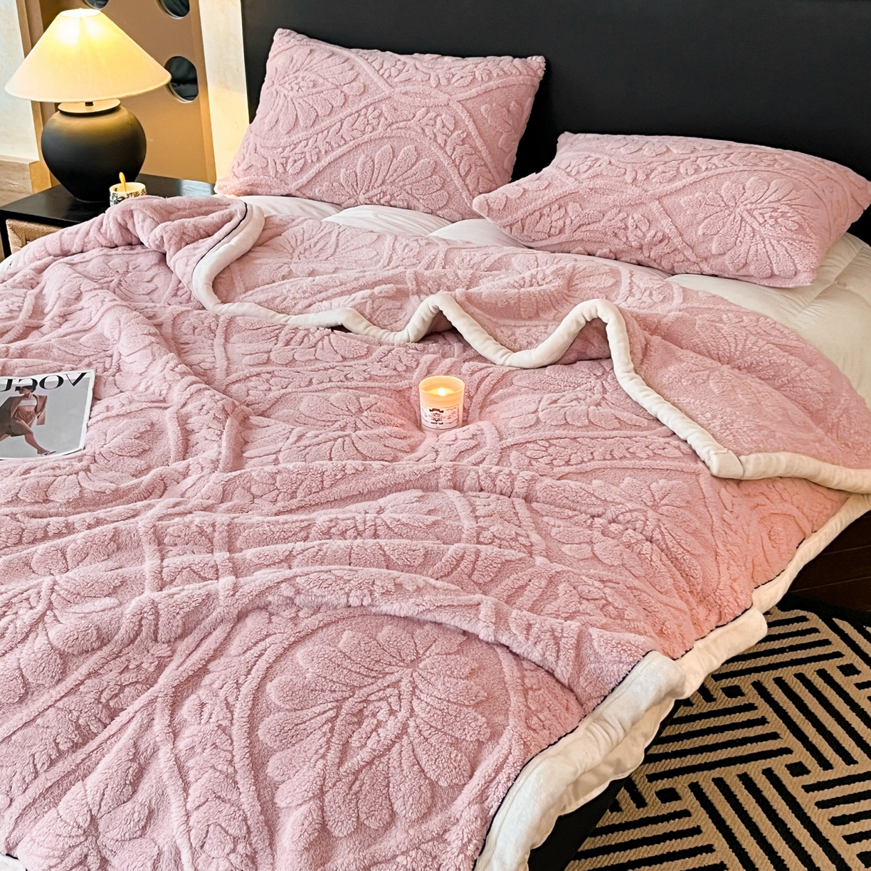 91家纺网 家纺一手货源 找家纺 莱家富 2026新款塔芙绒舒棉绒单层毯-繁花系列（可供跨境外贸抽空压缩爆款首选） 繁花-公主粉