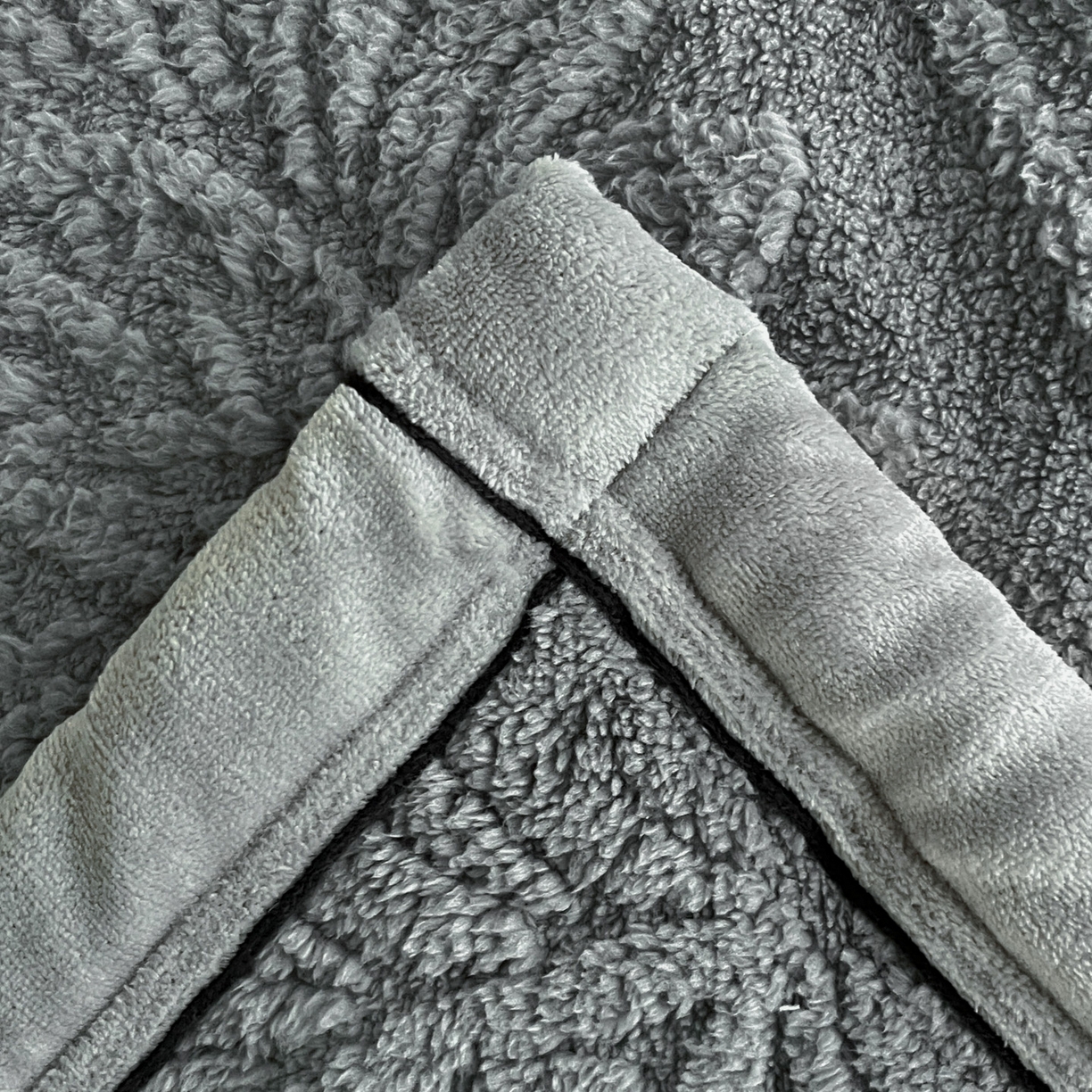 91家纺网 家纺一手货源 找家纺 莱家富 2026新款塔芙绒舒棉绒单层毯-繁花系列（可供跨境外贸抽空压缩爆款首选） 繁花-深灰
