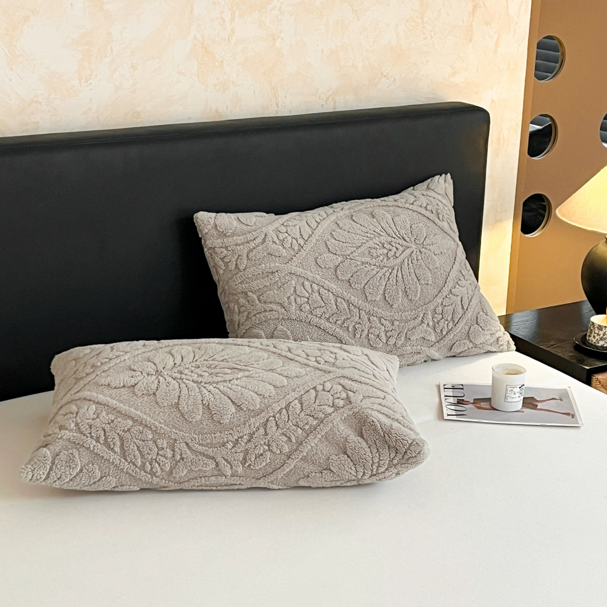 91家纺网 家纺一手货源 找家纺 莱家富 2026新款塔芙绒舒棉绒单层毯-繁花系列（可供跨境外贸抽空压缩爆款首选） 繁花-月影灰