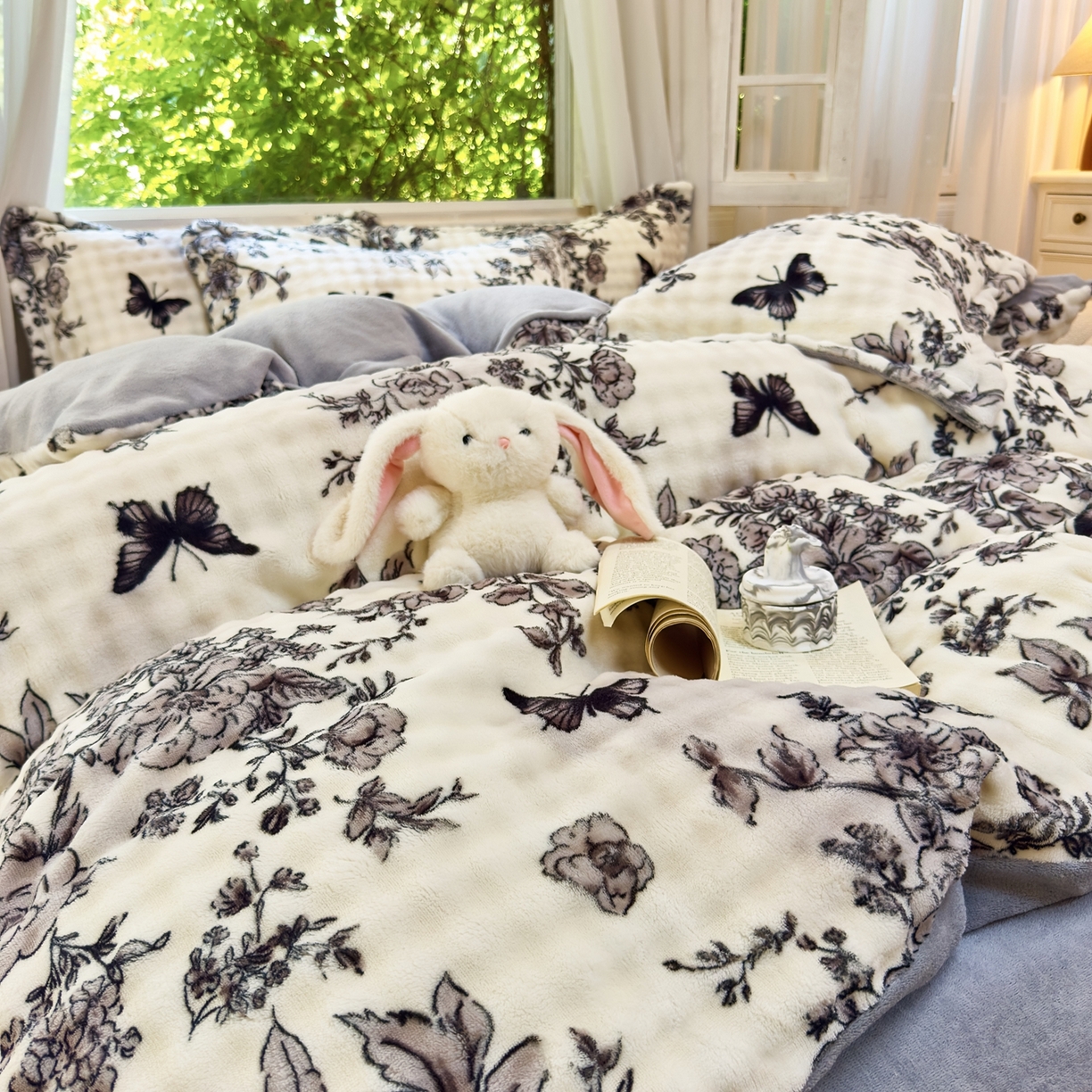 91家纺网 家纺一手货源 找家纺 梦莱斯 2025秋冬新款高克重牛奶绒四件套 奥黛丽