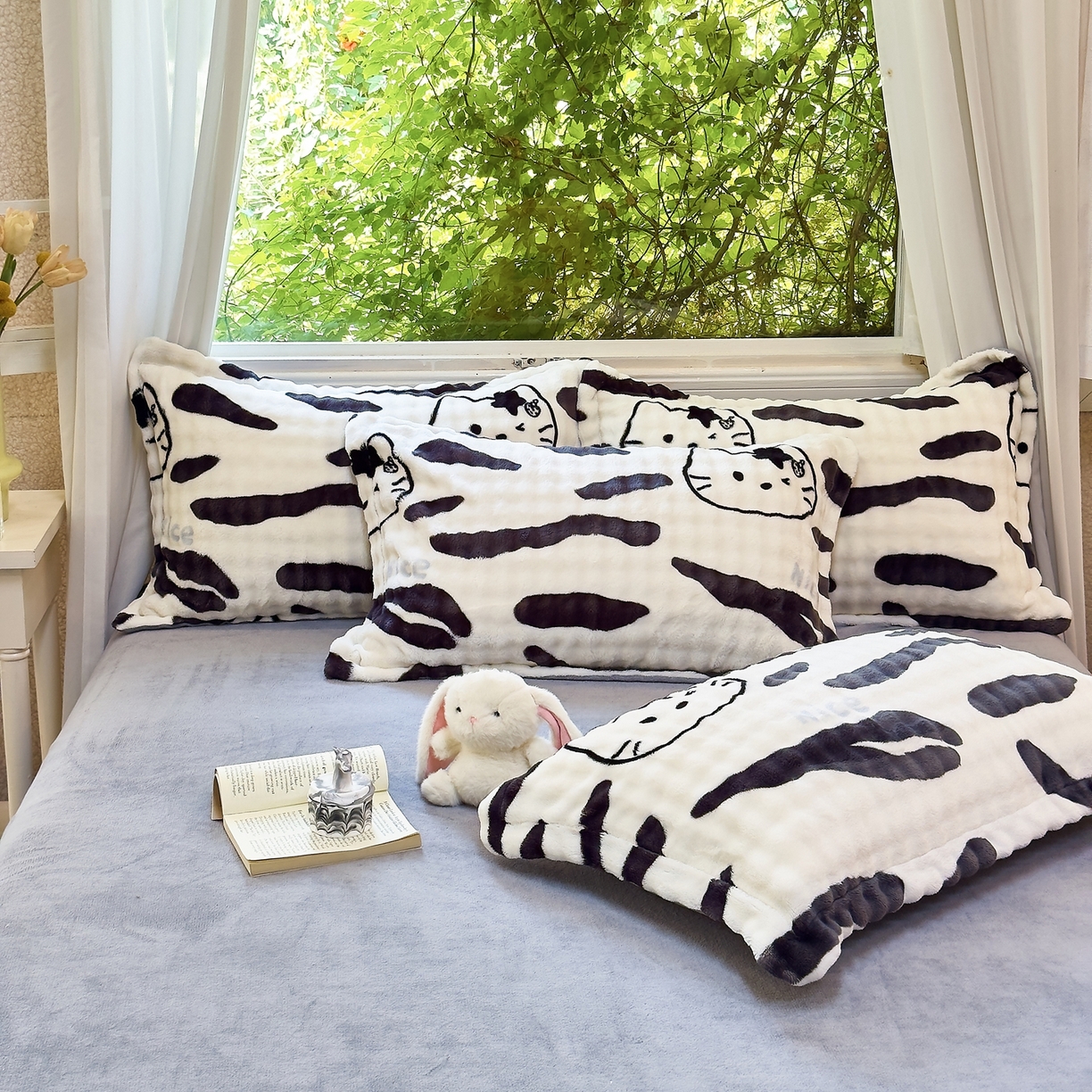 91家纺网 家纺一手货源 找家纺 梦莱斯 2025秋冬新款高克重牛奶绒四件套 斑马猫