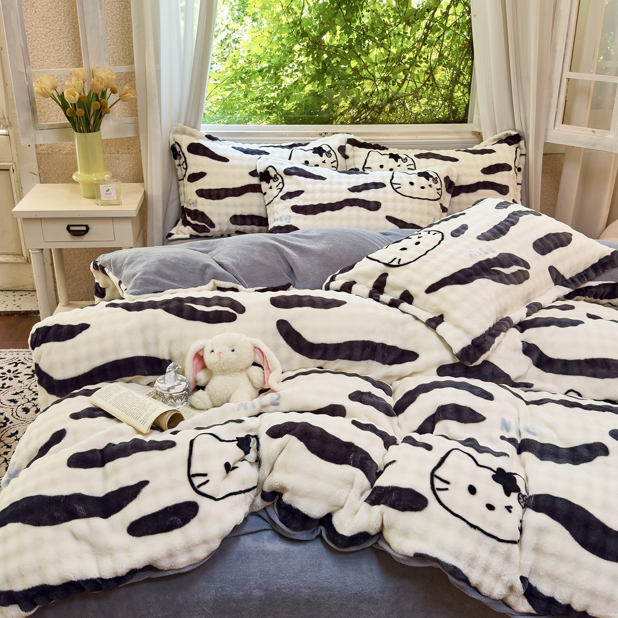 91家纺网 家纺一手货源 找家纺 梦莱斯 2025秋冬新款高克重牛奶绒四件套 斑马猫