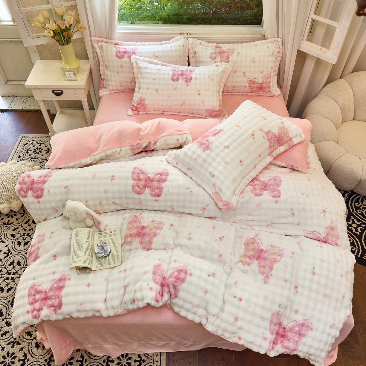 91家纺网 家纺一手货源 找家纺 梦莱斯 2025秋冬新款高克重牛奶绒四件套 蝶恋