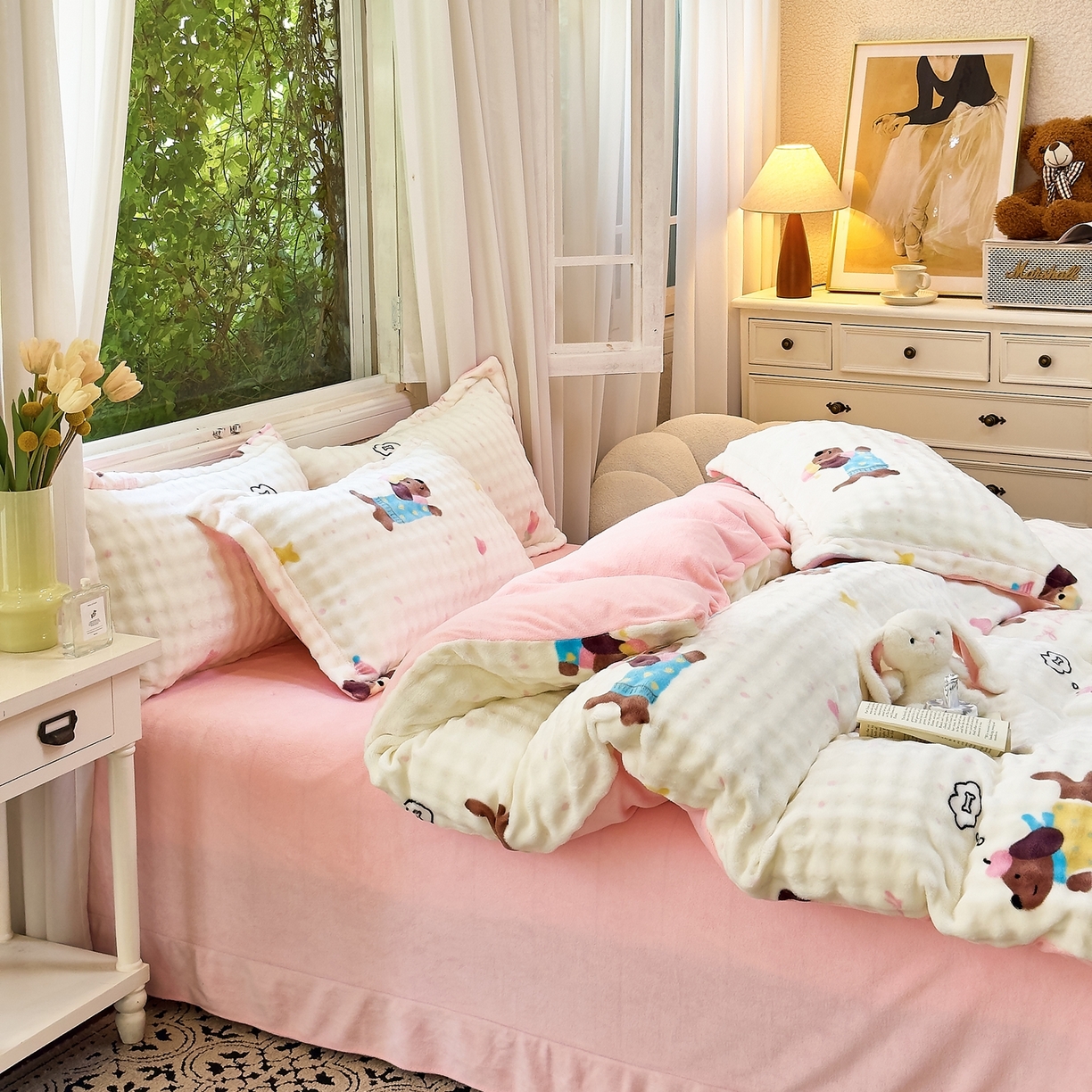 91家纺网 家纺一手货源 找家纺 梦莱斯 2025秋冬新款高克重牛奶绒四件套 快乐狗仔