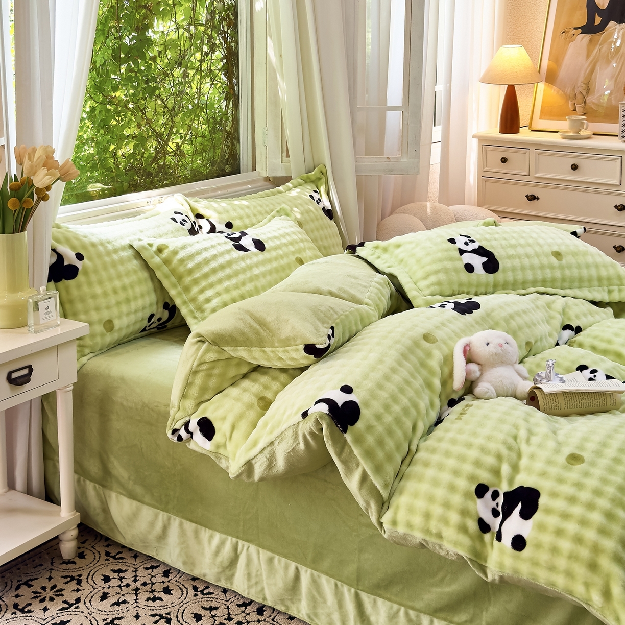 91家纺网 家纺一手货源 找家纺 梦莱斯 2025秋冬新款高克重牛奶绒四件套 胖达萌萌