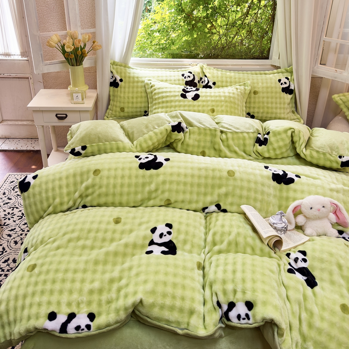 91家纺网 家纺一手货源 找家纺 梦莱斯 2025秋冬新款高克重牛奶绒四件套 胖达萌萌