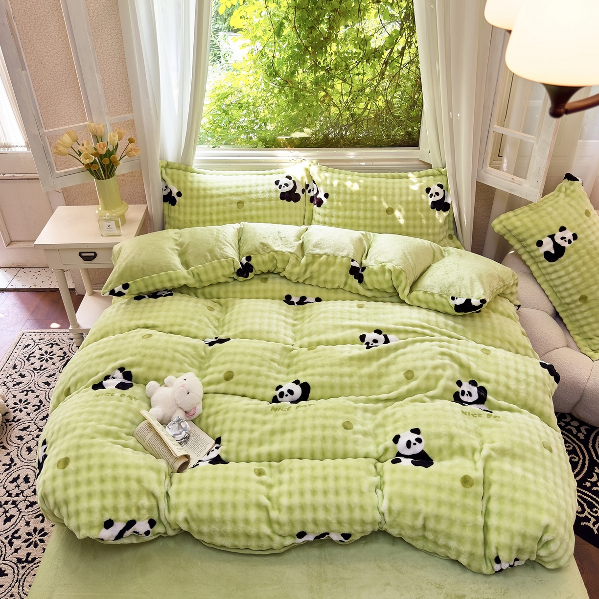 91家纺网 家纺一手货源 找家纺 梦莱斯 2025秋冬新款高克重牛奶绒四件套 胖达萌萌