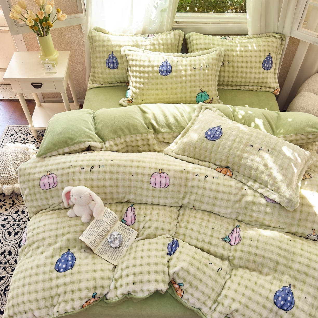 91家纺网 家纺一手货源 找家纺 梦莱斯 2025秋冬新款高克重牛奶绒四件套 小南瓜