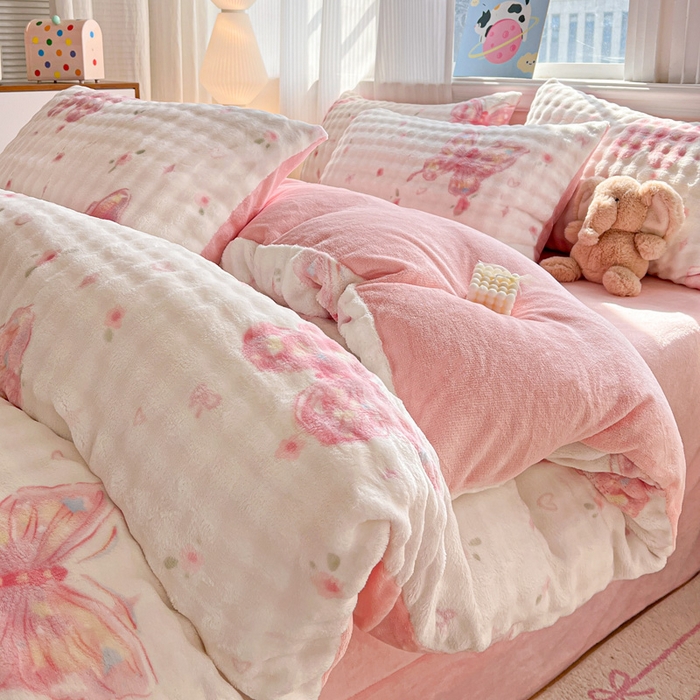 91家纺网 家纺一手货源 找家纺 （总）一比一 2025新款亲肤舒适保暖泡泡绒牛奶绒四件套