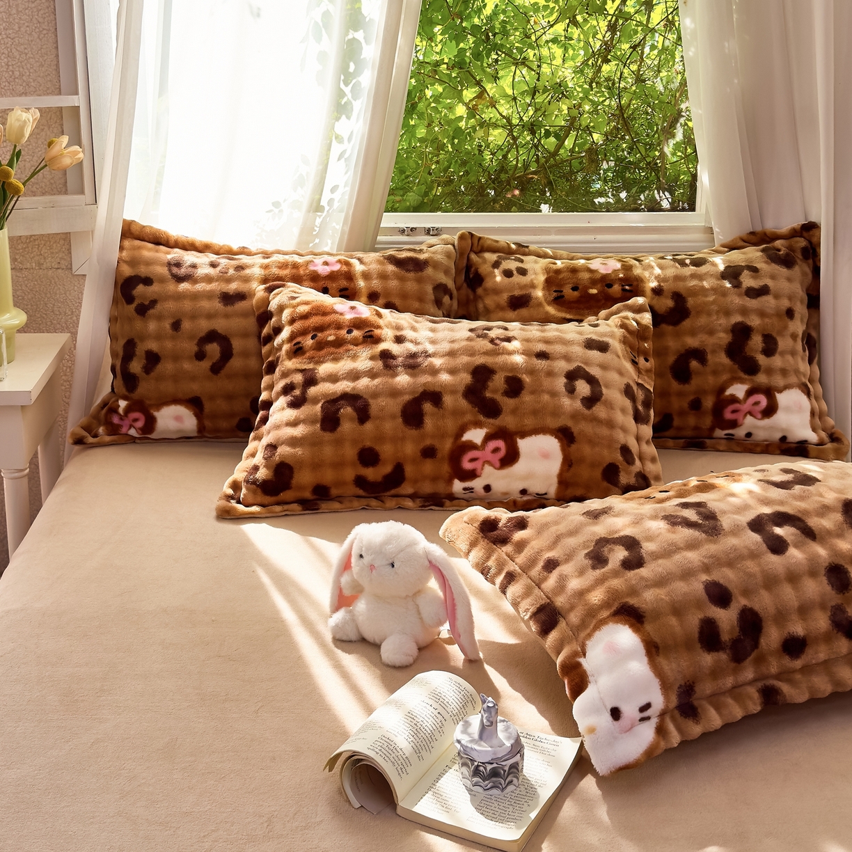 91家纺网 家纺一手货源 找家纺 梦莱斯 2025秋冬新款高克重牛奶绒四件套 小野猫