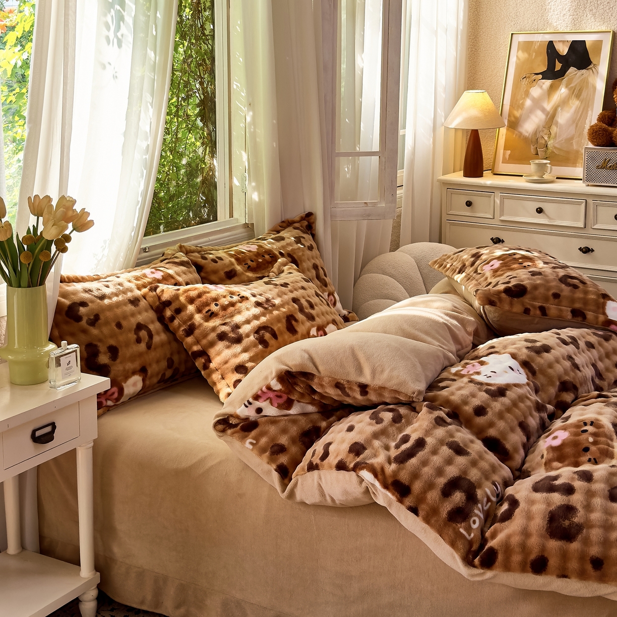 91家纺网 家纺一手货源 找家纺 梦莱斯 2025秋冬新款高克重牛奶绒四件套 小野猫