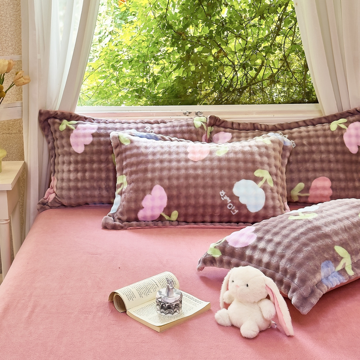 91家纺网 家纺一手货源 找家纺 梦莱斯 2025秋冬新款高克重牛奶绒四件套 郁金香