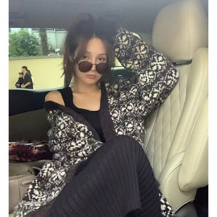 91家纺网 家纺一手货源 找家纺 （总）洛兰沙家居馆 只代发 拉风针织开衫女秋季新款慵懒风长款流苏设计感软糯时尚宽松毛衣女大衣