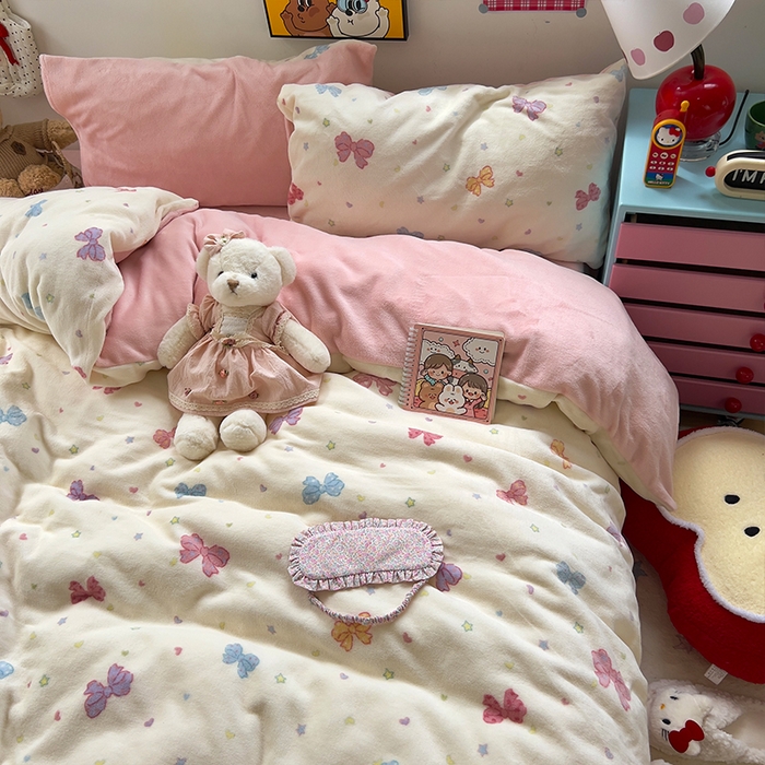 91家纺网 家纺一手货源 找家纺 （总）原素 2025秋冬少女心印花A类200克双拼加厚牛奶绒四件套